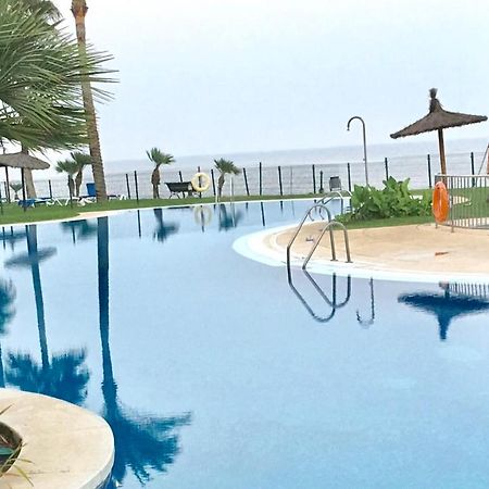 Mi Capricho A16 Beachfront Apartment Sitio de Calahonda Exterior photo
