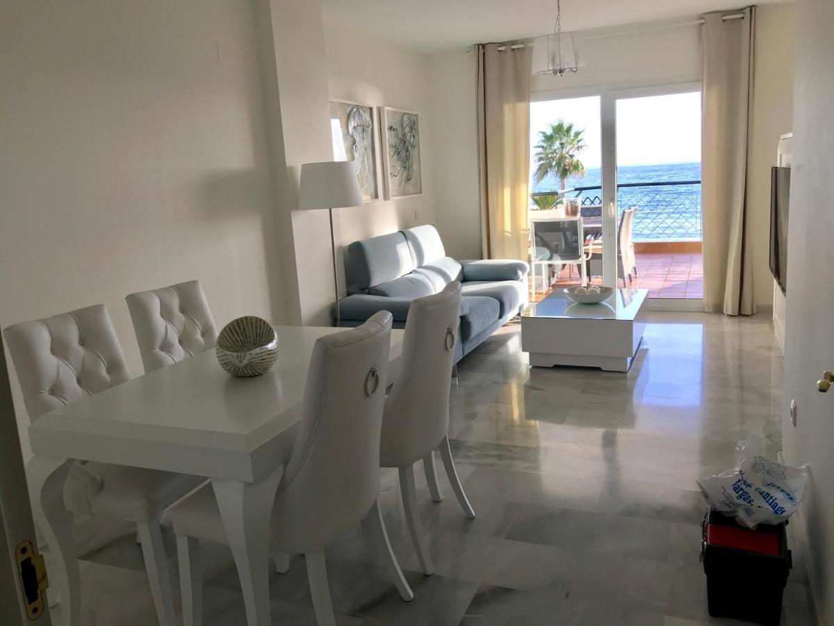 Mi Capricho A16 Beachfront Apartment Sitio de Calahonda Exterior photo